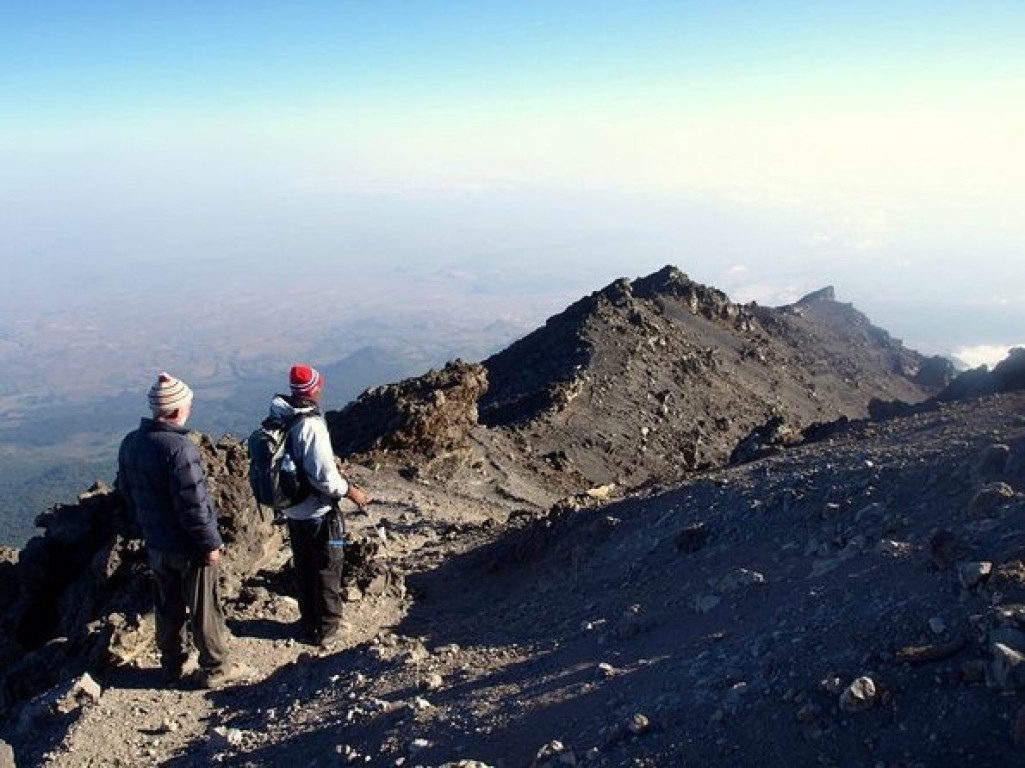 4 Days Mt. Meru Climb Momela Route